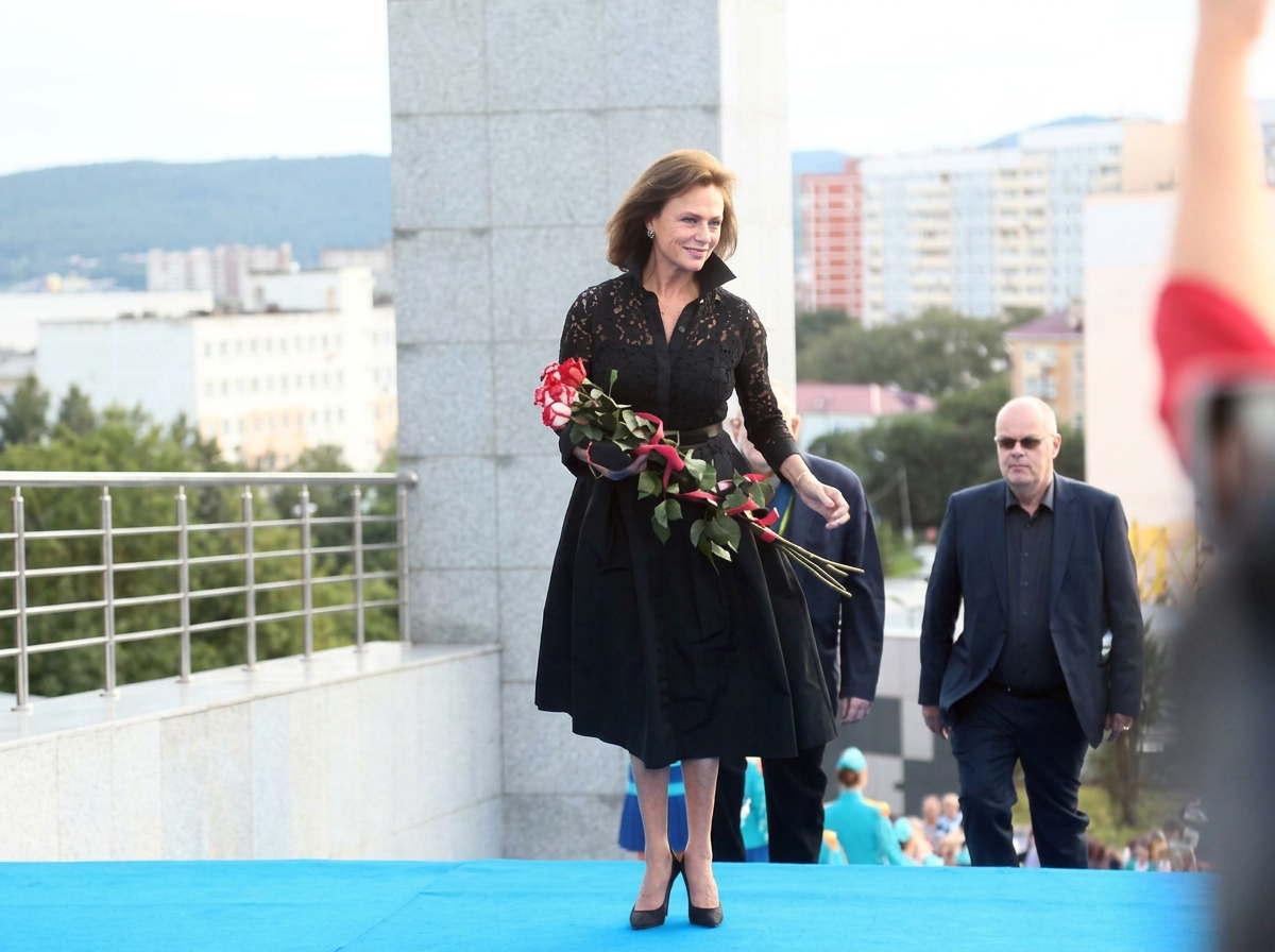Andreas Ungerböck und Jacqueline Bisset beim Vladivostok Film Festival 2016